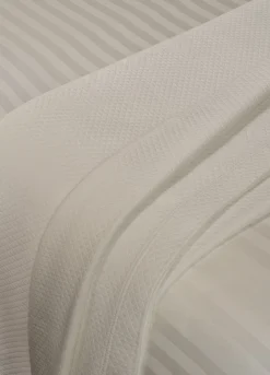 Copriletto a 2 piazze in puro cotone