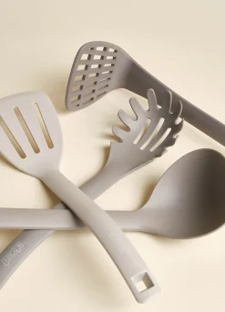Set utensili da cucina in plastica