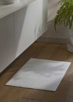 Tappeto in puro cotone jacquard a righe Made in Portugal