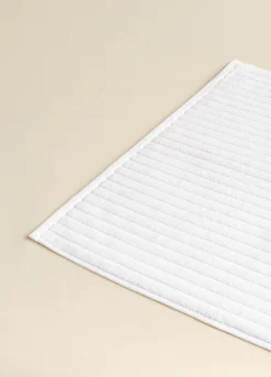 Tappeto in puro cotone jacquard a righe Made in Portugal