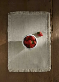 Tovaglietta antimacchia con frange